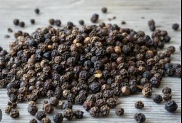 Black pepper whole peppercorns bulk export India Middle East UAE